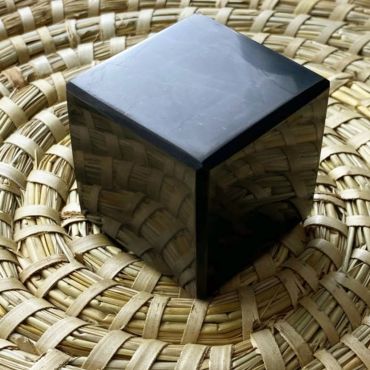 Shungite Polished Cube 10cm