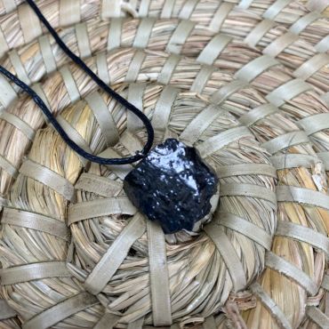 Elite Shungite Pendant 3-5g