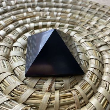 Shungite Polished Pyramid 5cm